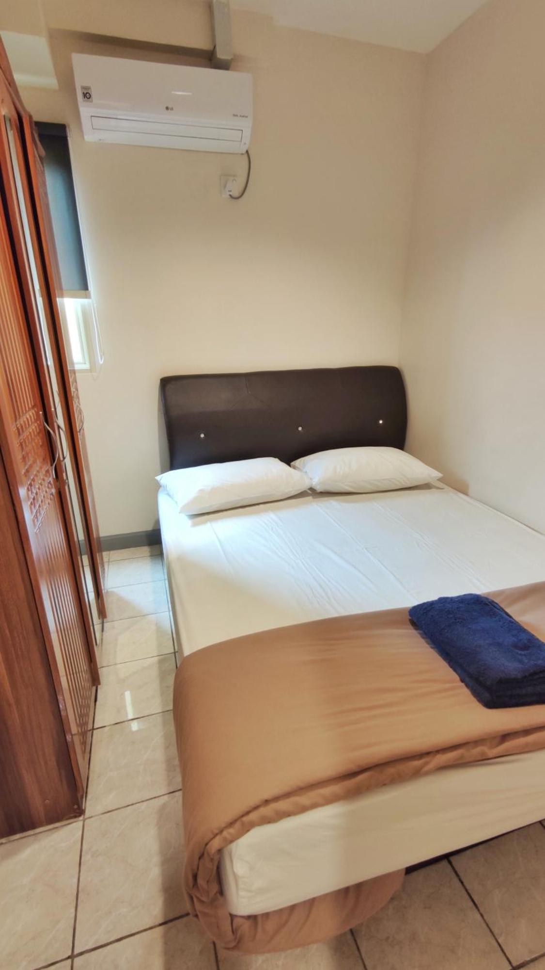 Queen Victoria Apartment Batam Rum bild